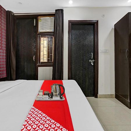 Hotel O Hotel Blue Orchid 뉴델리 외부 사진